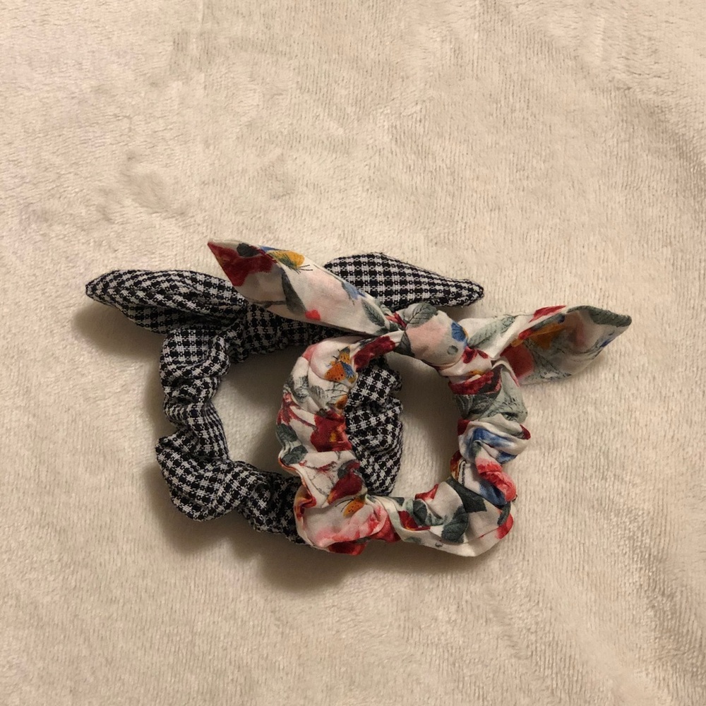 Altar’d state scrunchies